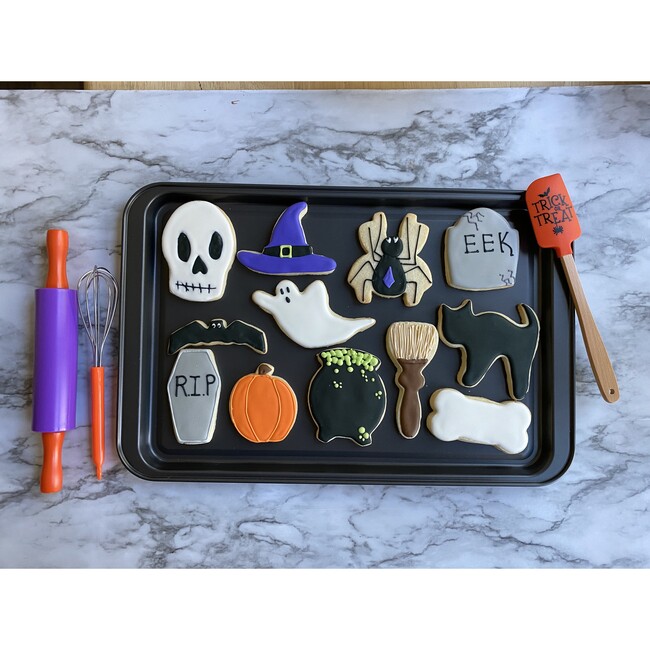 Trick or Treat Deluxe Cookie Decorating Set - Party Accessories - 2