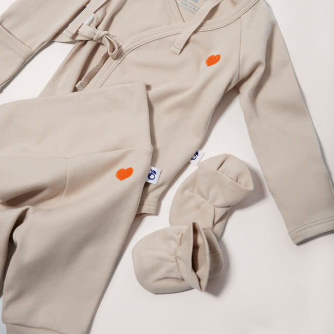 Essential Newborn Basket Kit, Sand - Mixed Apparel Set - 7