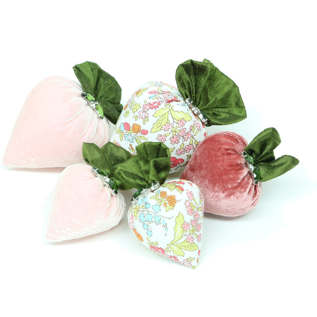 *Exclusive* Liberty Strawberry Cluster, 5 Count - Accents - 1
