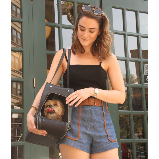 The Shaya Pet Carrier, Black Leather