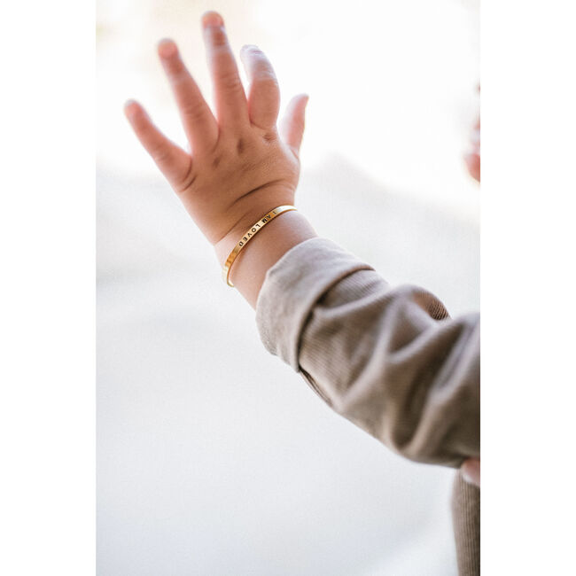 *Exclusive* Baby Vote Bracelet, Gold - Bracelets - 2