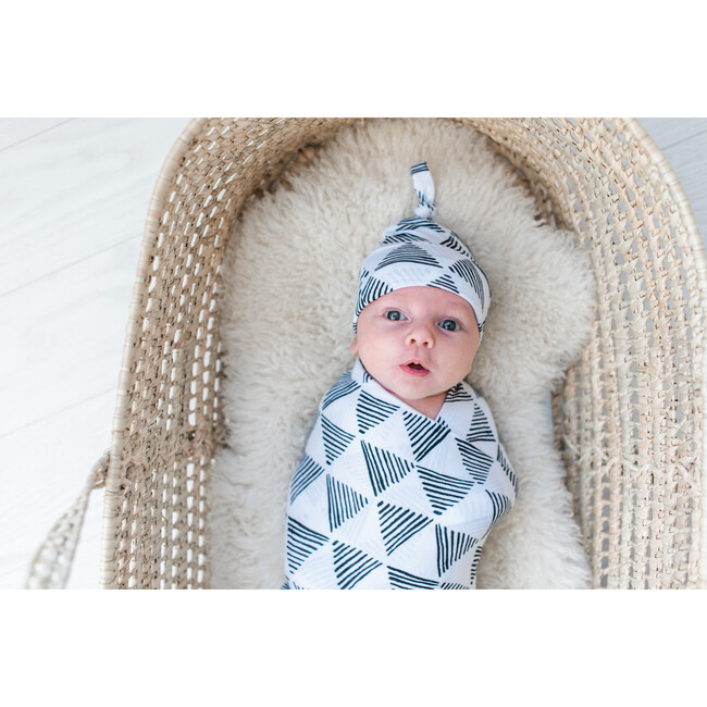 Bamboo Swaddle & Hat Set, Triangles - Mixed Accessories Set - 2