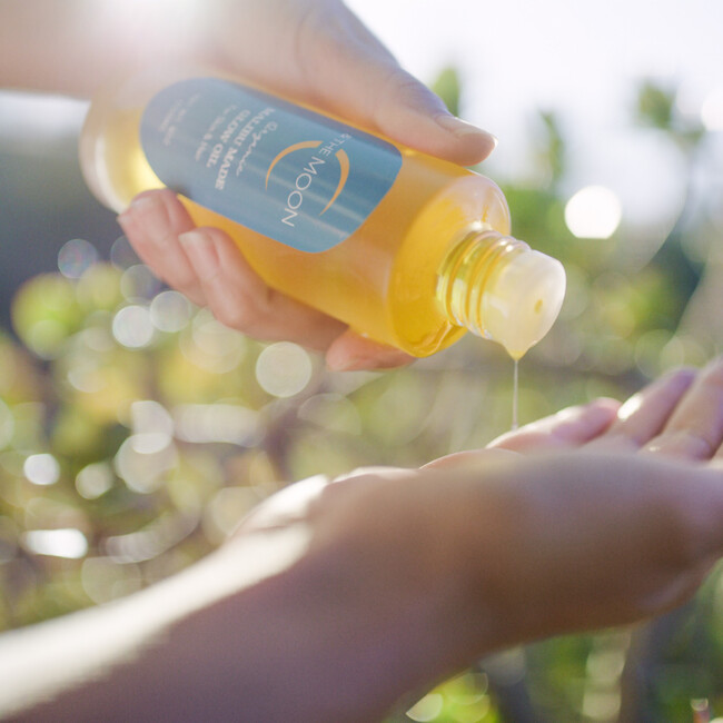 Malibu Made Glow Oil - Body Lotions & Moisturizers - 3