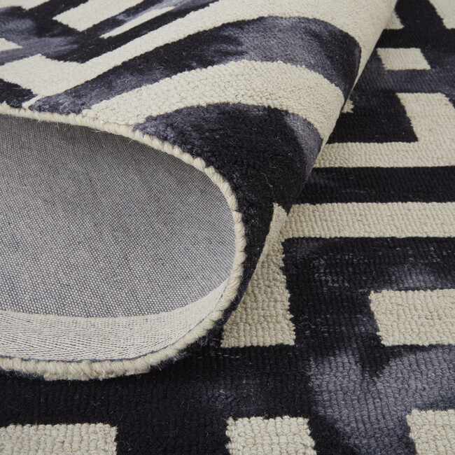 Marengo Tufted Greek Key Wool Rug, Noir - Rugs - 6