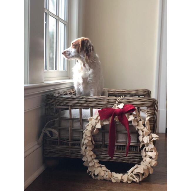 Dog Bone Wreath, Cream - Wreaths - 2