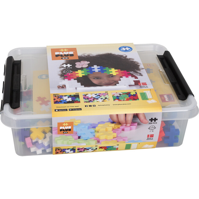 BIG 200-piece All Colors with 2 Baseplates