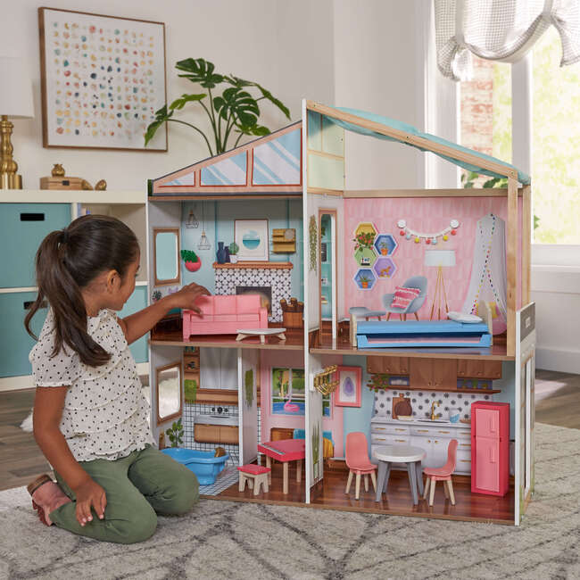 Designed by Me™: Magnetic Makeover Dollhouse