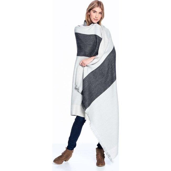 Reversible Alpaca Throw Blanket, Monochrome - Throws - 4