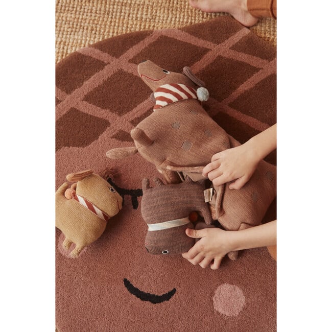 Smiling Acorn Rug, Chocolate Multi - Rugs - 3