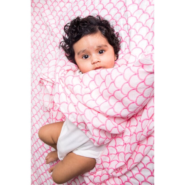 Organic Cotton Muslin Swaddle, Pink Rainbow - Swaddles - 4