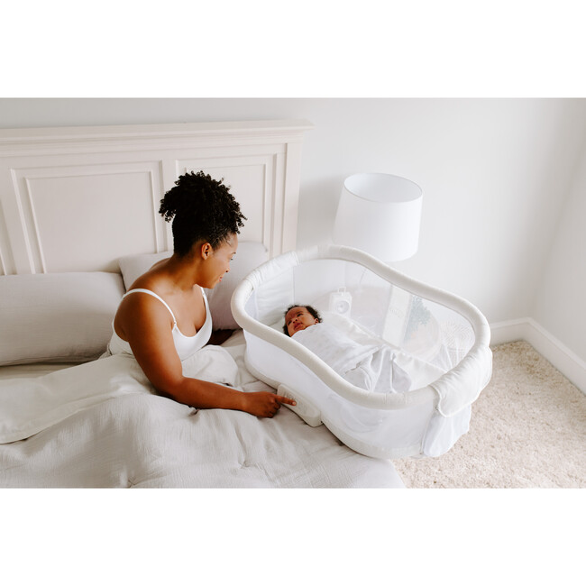 Halo® Bassinest® Swivel Sleeper Premiere Series Pebble Halo Cribs And Bassinets Maisonette