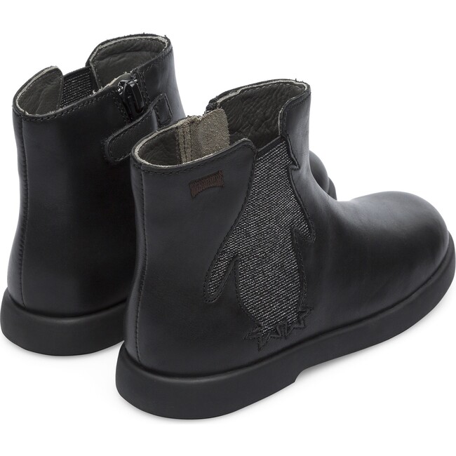 Duet Penguin Chelsea Boot, Black - Boots - 5