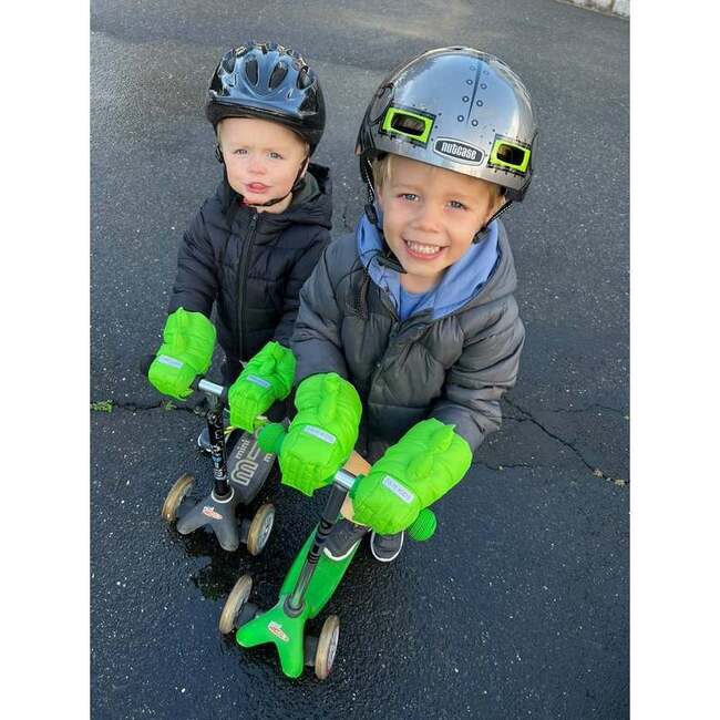 Kids DINO Scooter Warmmuffs, Green - Gloves - 8