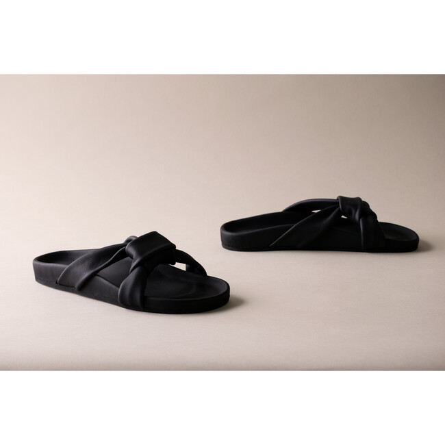 Women's Cassie Sandal, Coal - Sandals - 4