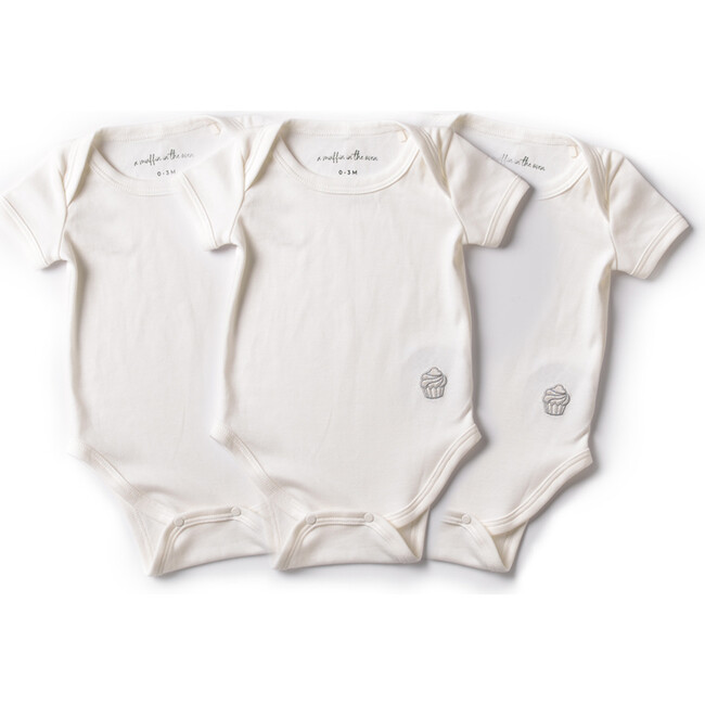 The Muffin Onesie Set with Short Sleeves, Muffin White