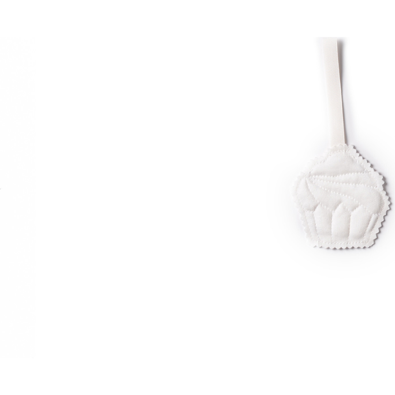 The Muffin Key Chain, Muffin White - Accents - 1