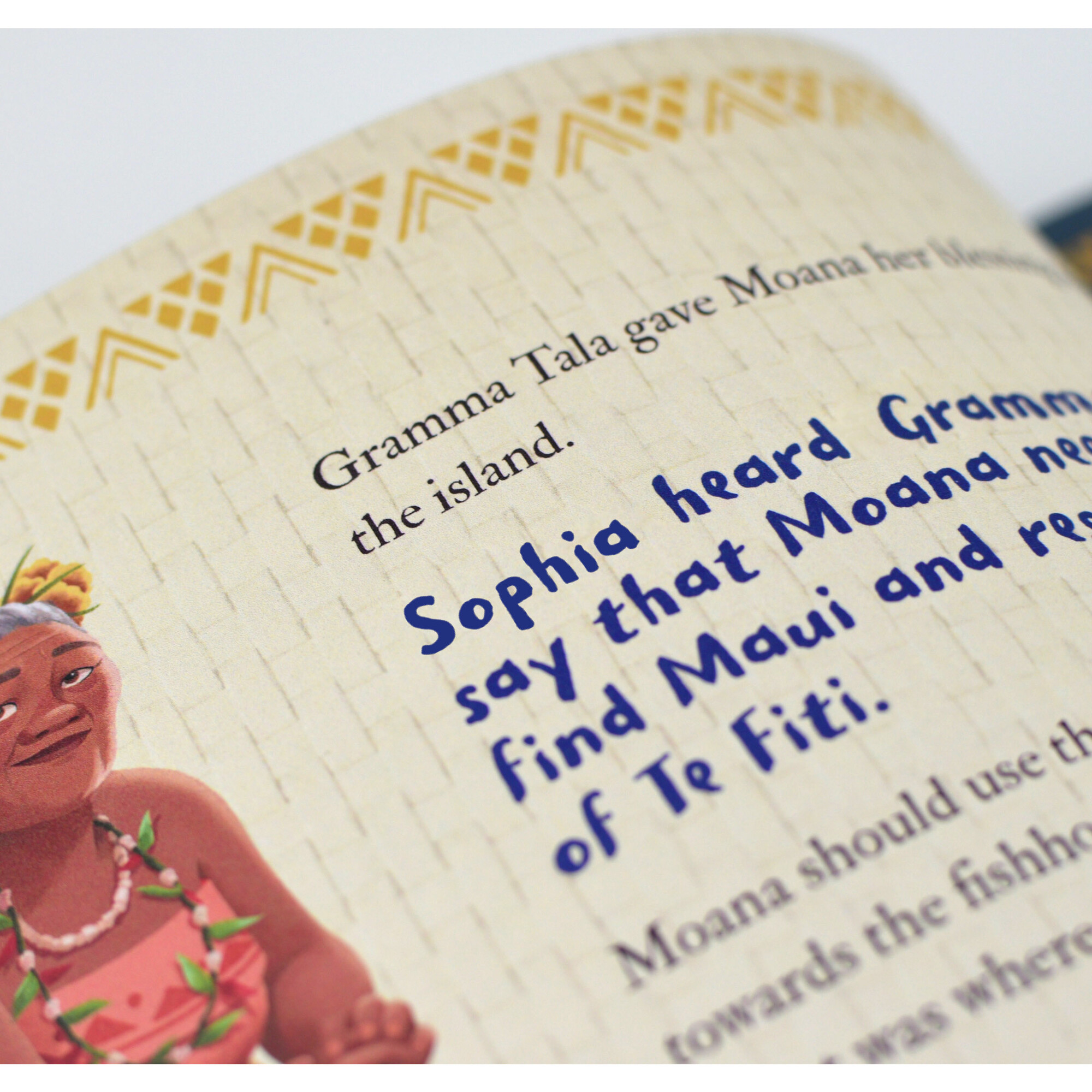 Personalised Childrens Disney Moana Hardback Book Goddess Te Fiti Maui sg1 