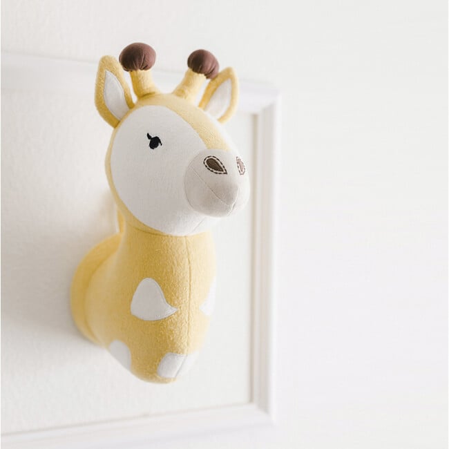 Giraffe Plush Head Wall Décor, Kendi - Wall Décor - 3