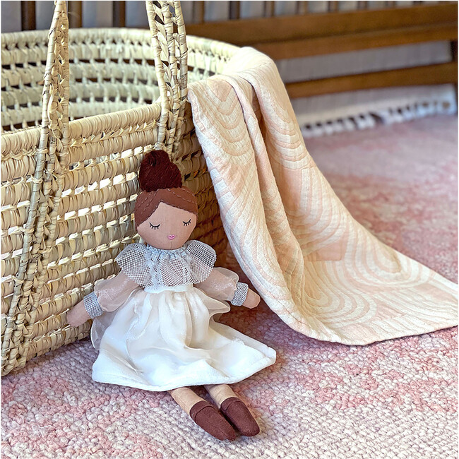 Josephine Doll, Parker - Dolls - 8