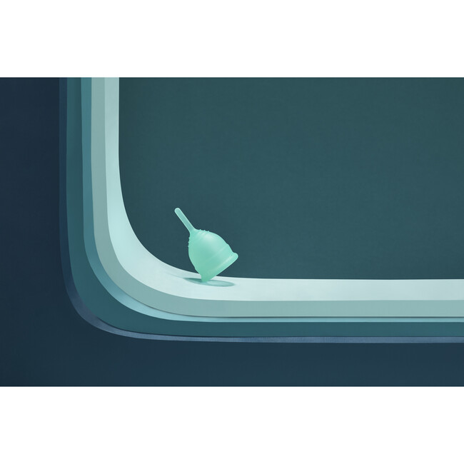 Saalt Teen Menstrual Cup, Aqua - Menstrual Cups - 3