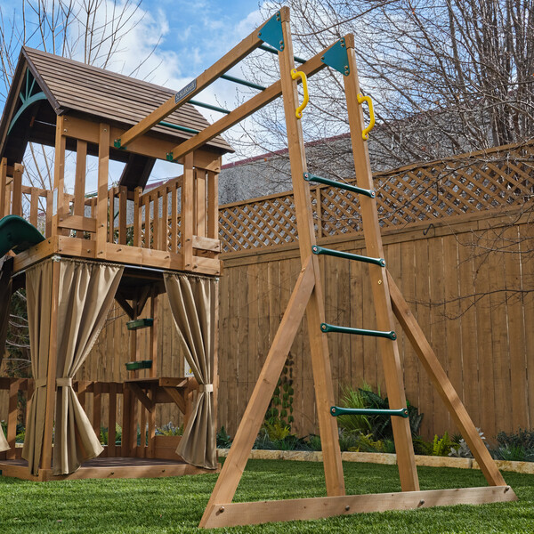 Hangout Hideaway Clubhouse KidKraft Backyard Park Maisonette