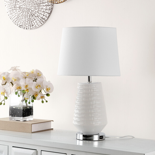 Stark Table Lamp With USB Port - Lighting - 3