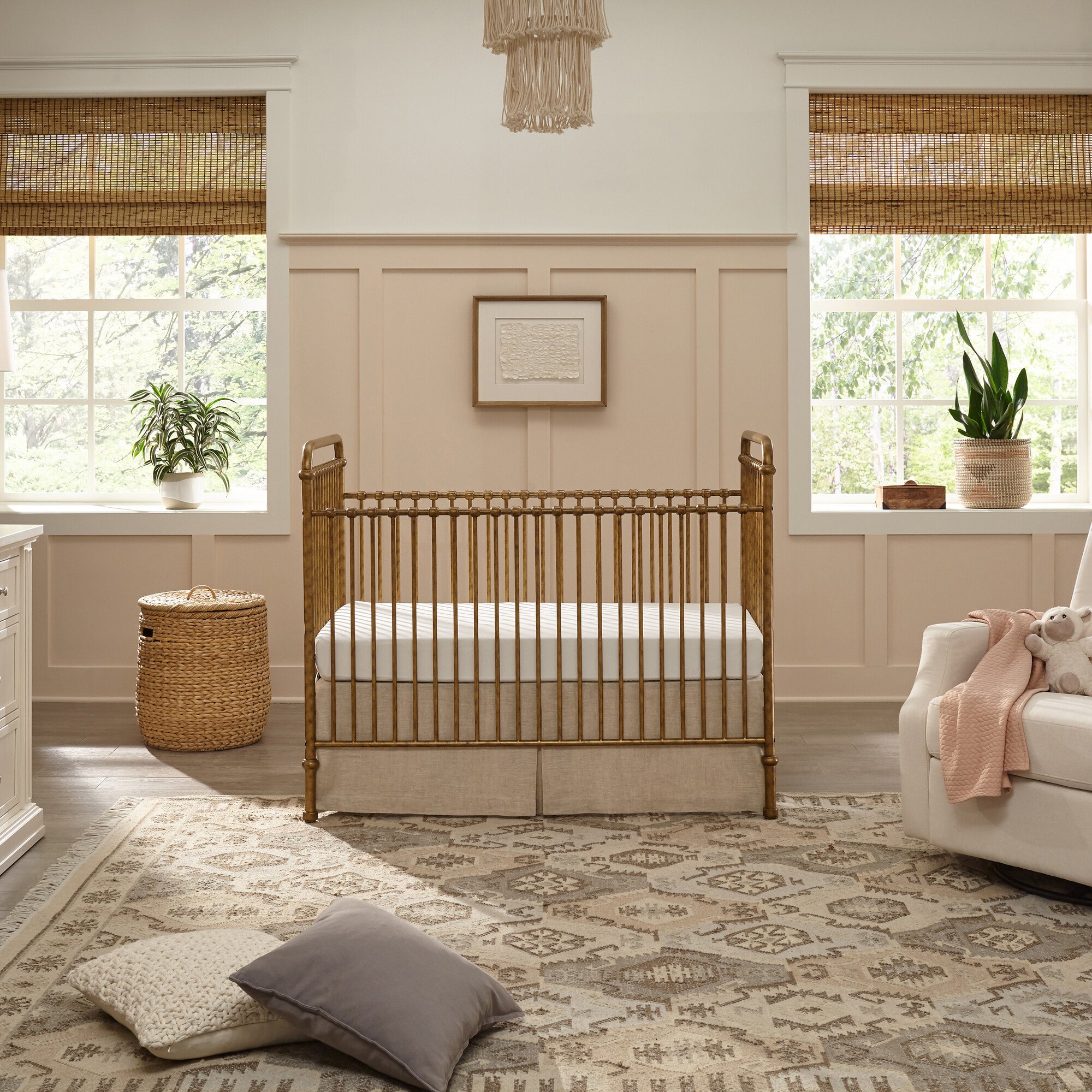 Million dollar baby abigail best sale crib gold