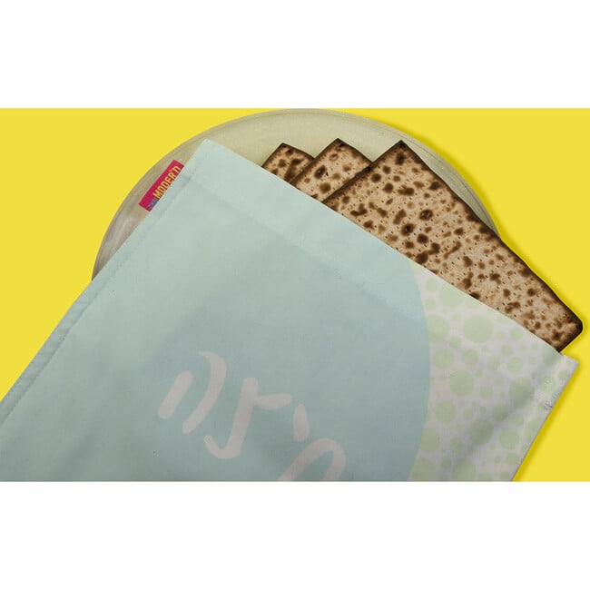 Nu Matzah Cover - Tabletop - 5