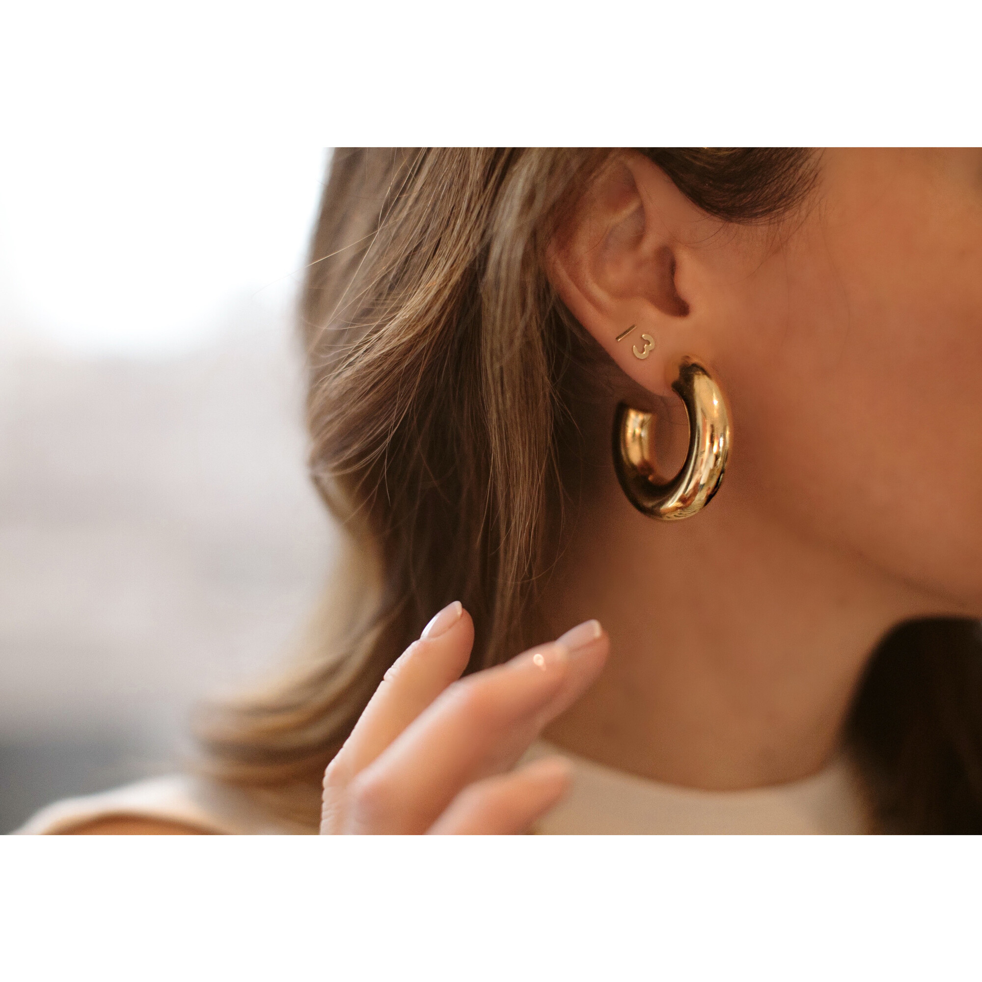◇Hei◇ plump mini earring [正規品/関税込] Puffy Heart and Cherry Huggie Earrings with Charms | JENNY BIRD