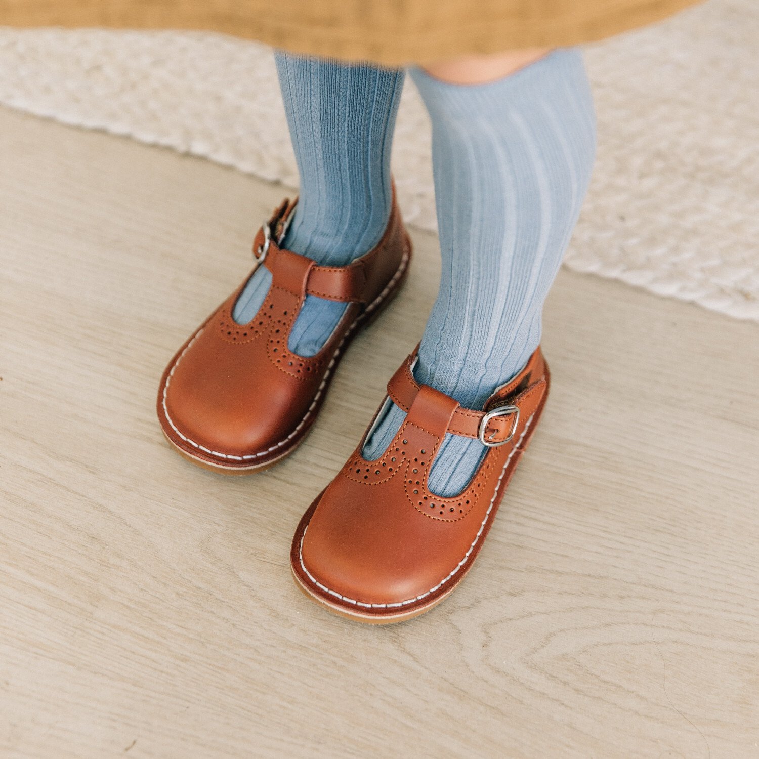 【I AM MARI】Fleur Color Sheme Strap Shoes Frances T-Strap Perforated Mary Jane, Cognac - L'Amour Shoes