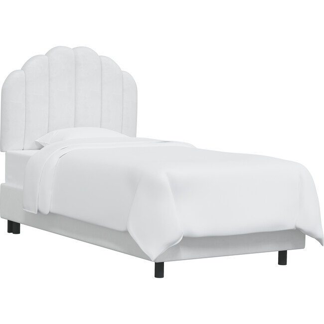 Scalloped Bed, Velvet White