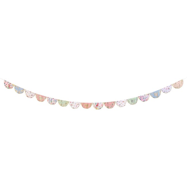 English Garden Scallop Garland - Garlands - 3