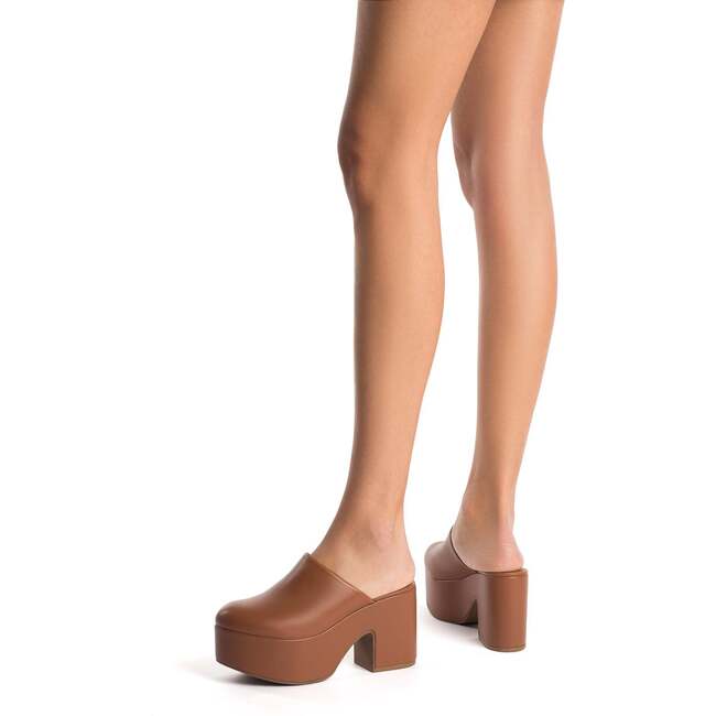 Miso Platform Clog, Caramel - Boots - 5