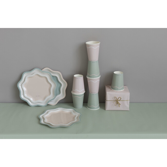 Signature Dinner Plate, Mint