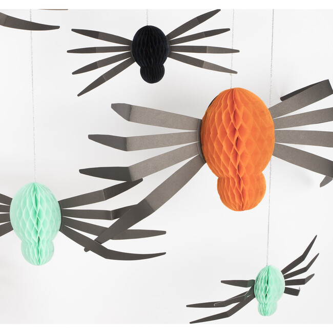 Hanging Honeycomb Spiders - Party - 4