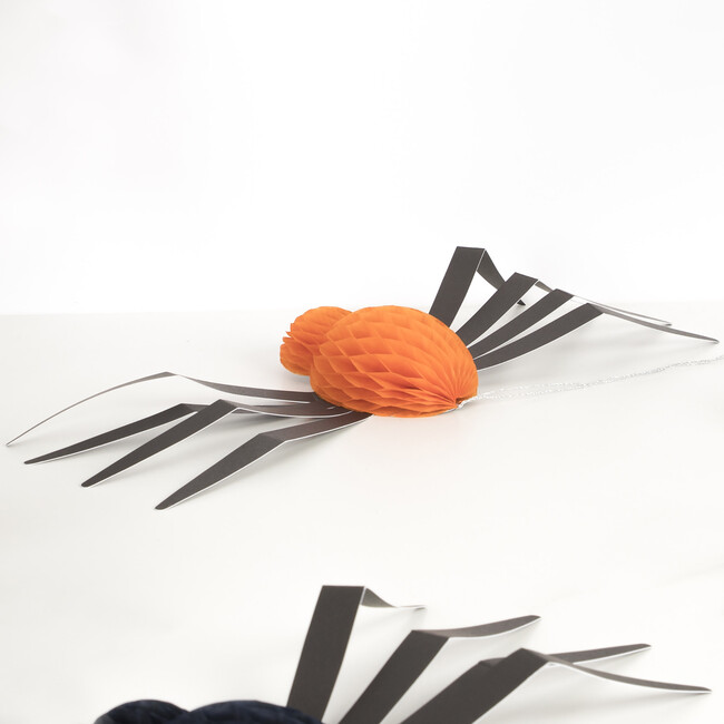 Hanging Honeycomb Spiders - Party - 5