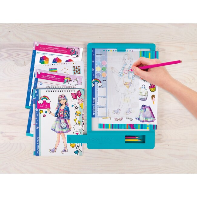 Fashion Design Mega Set w Light Table - Activities - 3