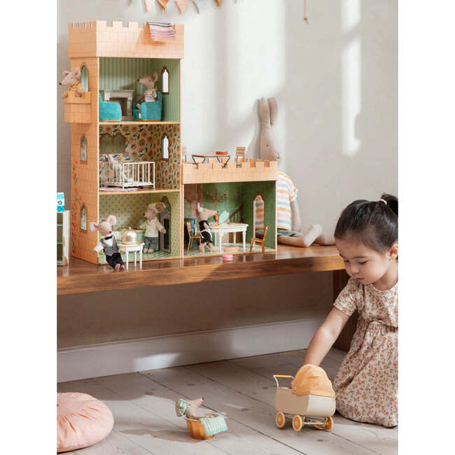 Castle With Kitchen, Beige - Dollhouses - 3