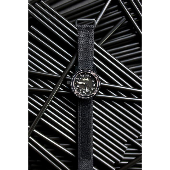 Blok 33 Watch, Jet Black & Sand - Watches - 3
