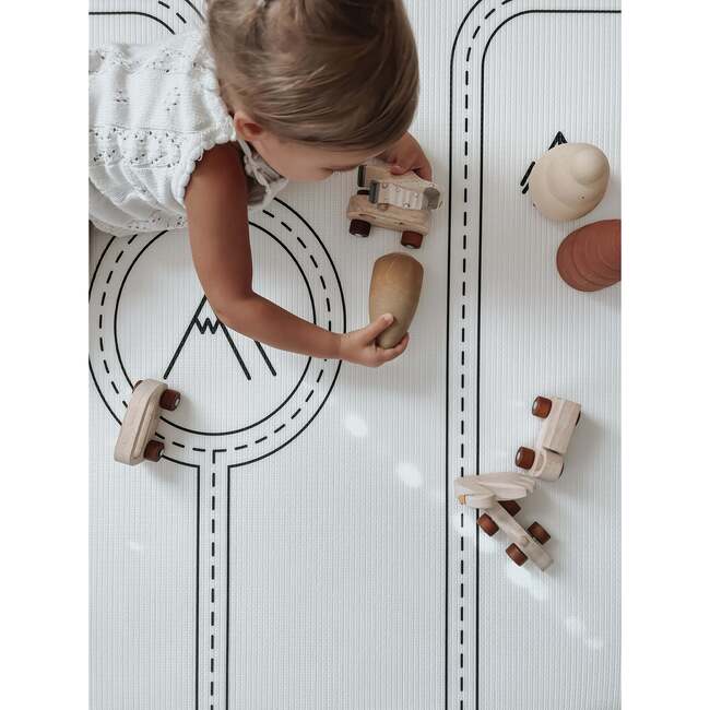 Ofie Mat, Country Road Nordic + Stripe - Playmats - 2