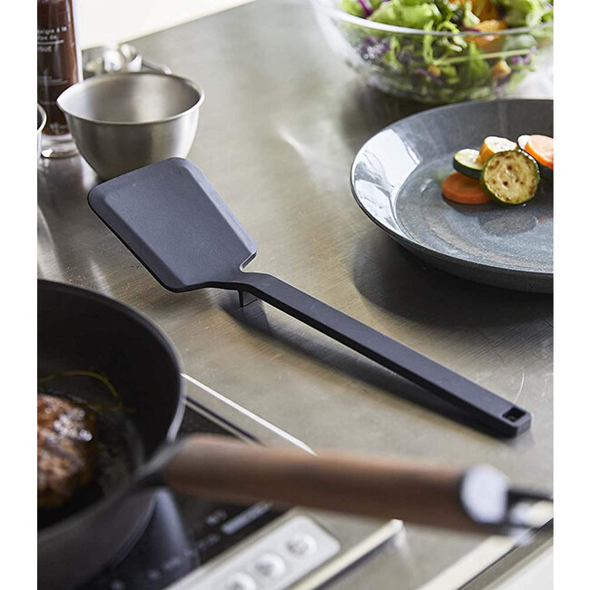 Floating Spatula, Black