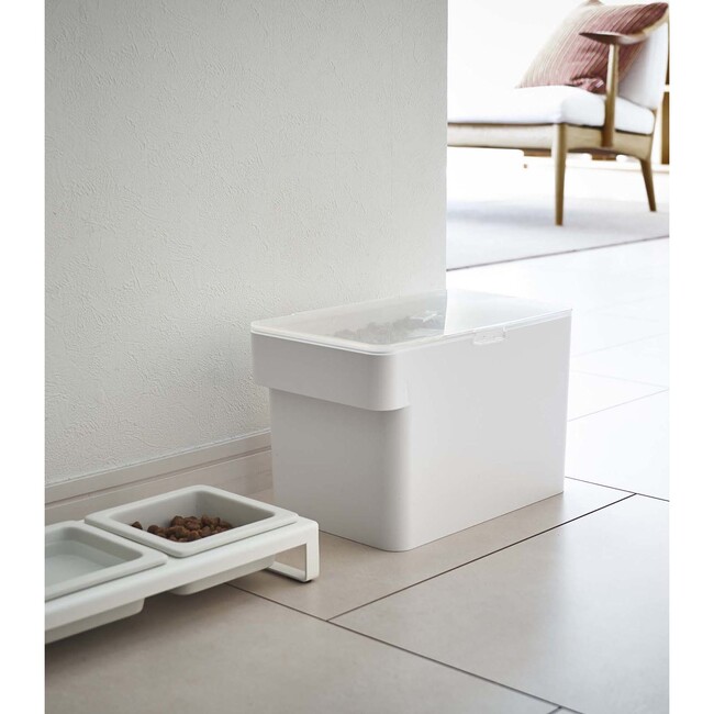 Medium 3.5 kg Airtight Pet Food Storage Container, White - Storage - 1