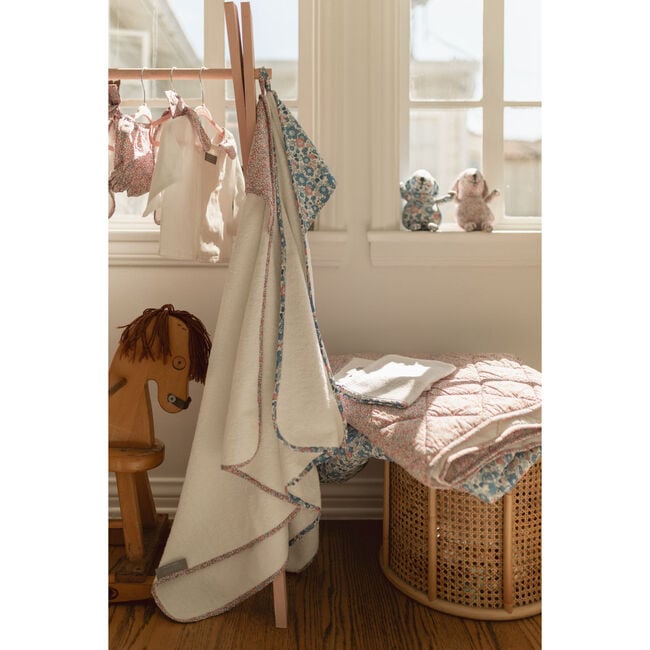 Hooded Towel With Wash Glove, Betsy Blue Liberty - Towels - 3