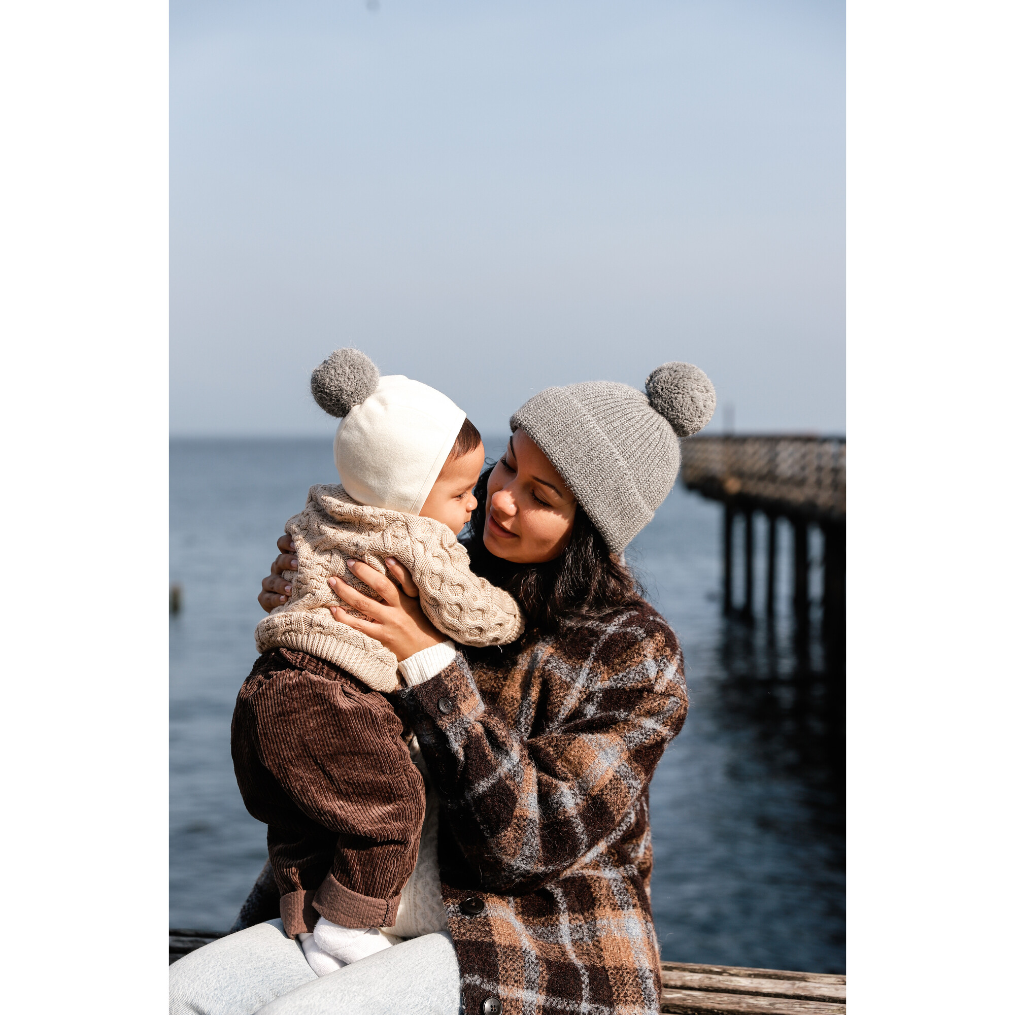 Piper Pom Bonnet Cotton-Lined, White - Briar Baby Hats & Mittens