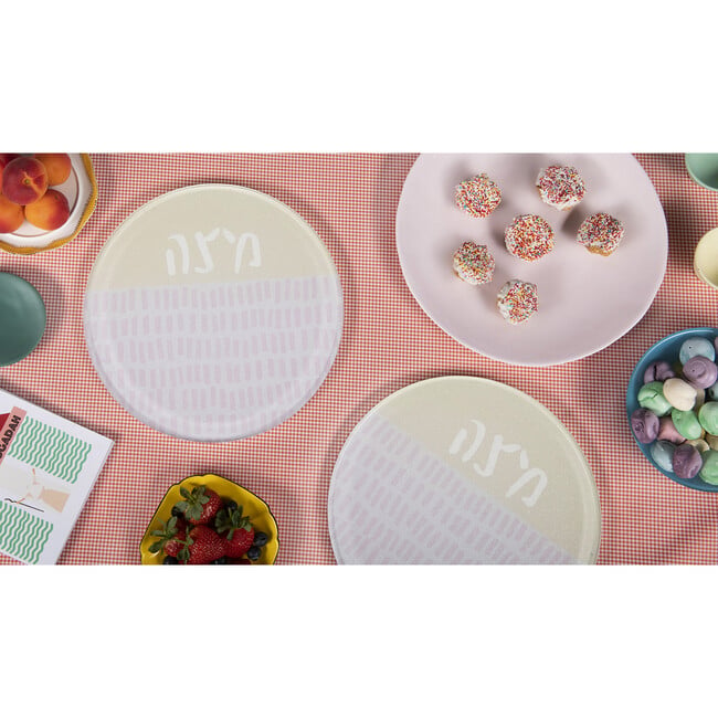 Nu Matzah Plate - Tabletop - 2