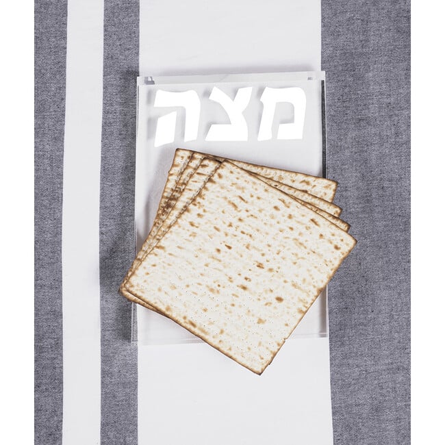 Zilch Matzah Plate - Tabletop - 3