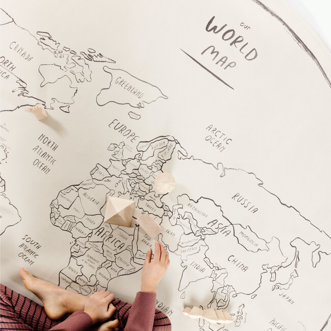 Large Circle Tapestry, World Map - Wall Décor - 3