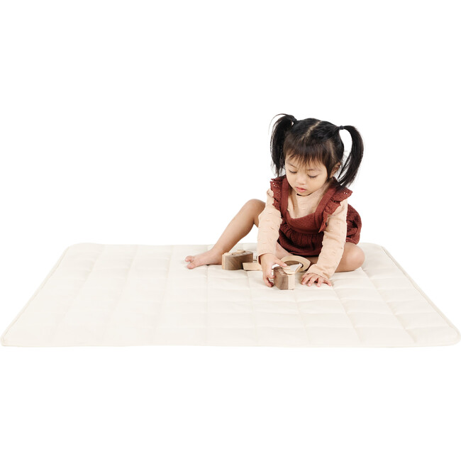 Quilted Square Mat, Ivory - Playmats - 1