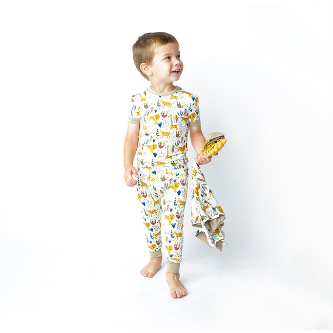 Jungle Friends Two-Piece Bamboo Short Sleeve Pajama Pants Set, Cream - Pajamas - 4