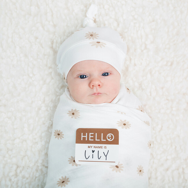 Hello World Hat & Swaddle Set, Daisies - Blankets - 2